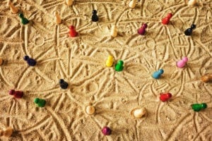 Network / Traces in the Sand